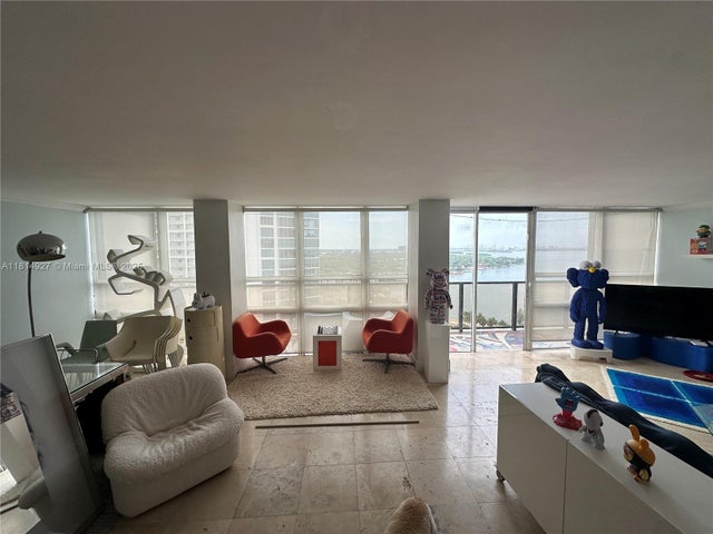 2 of 21 - 600 Ne 36th St Ph14, Miami, FL