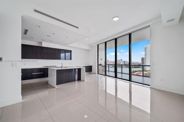 1 of 40 - 3250 Ne 188th St Lph07, Aventura, FL