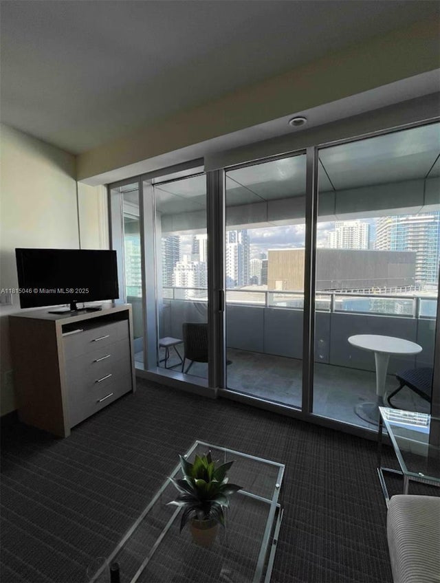 3 of 17 - 1395 Brickell Ave 2814, Miami, FL