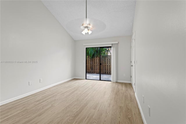 3 of 12 - 4159 Palm Bay Cir A, West Palm Beach, FL