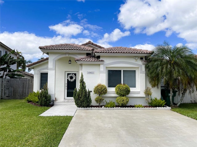 1 of 34 - 15021 Sw 143rd St, Miami, FL
