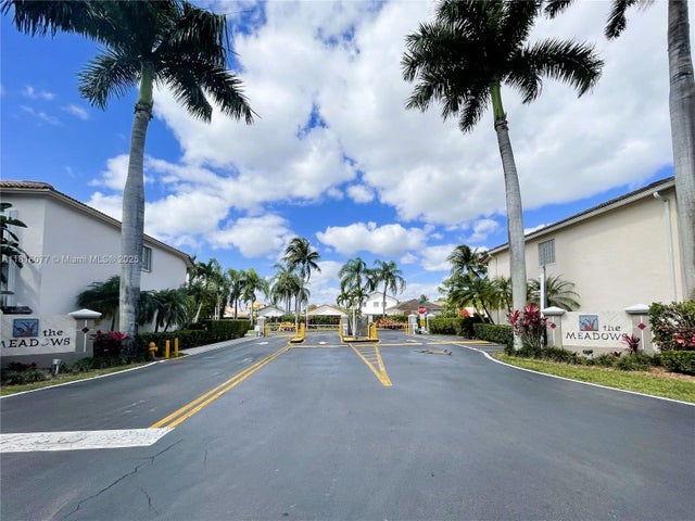 4 of 34 - 15021 Sw 143rd St, Miami, FL
