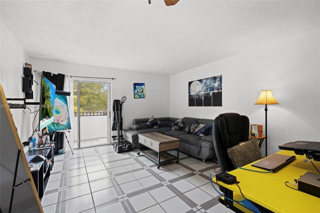 1 of 19 - 2498 Sw 17th Ave 4311, Miami, FL