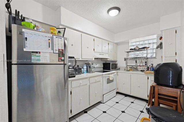 5 of 19 - 2498 Sw 17th Ave 4311, Miami, FL