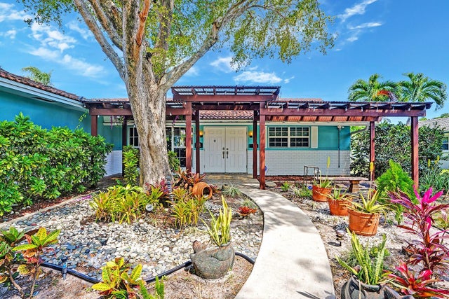 5 of 43 - 1245 Wiley St, Hollywood, FL