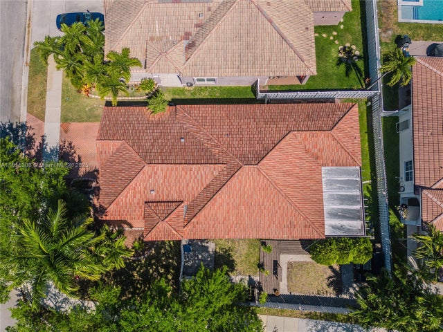 2 of 34 - 814 Kapok Way, Weston, FL