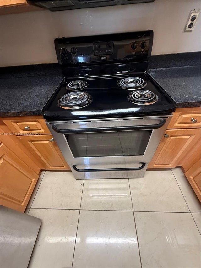 3 of 17 - 8255 Sw 152 Av E Ph 2, Miami, FL