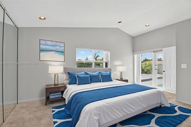 4 of 51 - 1150 Queen Palm Ct, Hollywood, FL