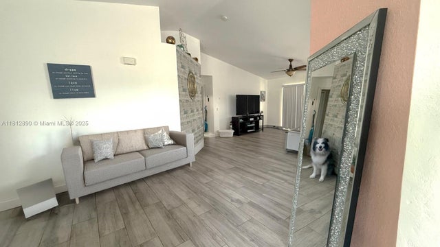3 of 11 - 2022 Nw 9th Terrace, Cape Coral, FL