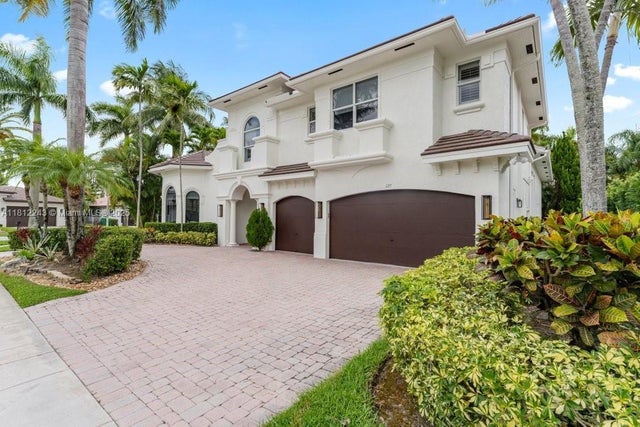 1 of 63 - 127 Swan Ave, Plantation, FL
