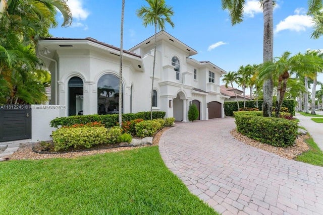 4 of 63 - 127 Swan Ave, Plantation, FL