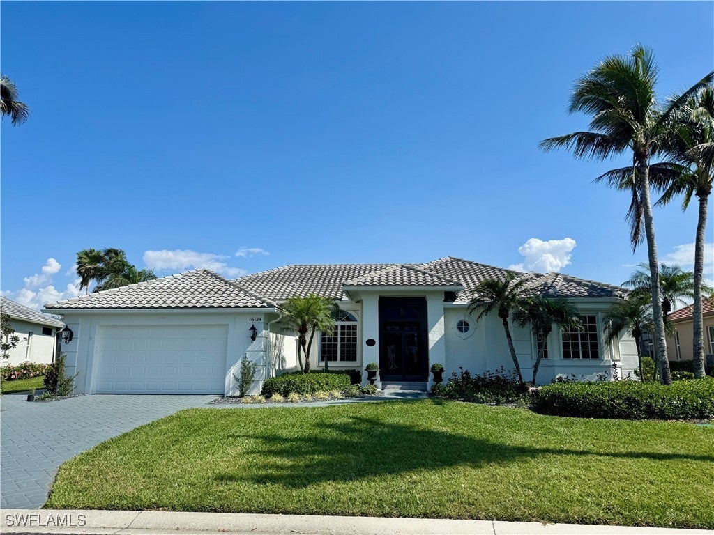 16124 Edgemont Dr, Fort Myers