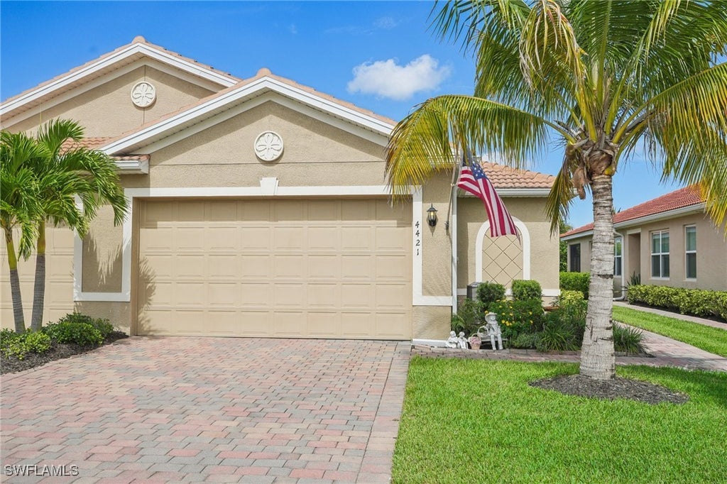4421 Dutchess Park Rd, Fort Myers