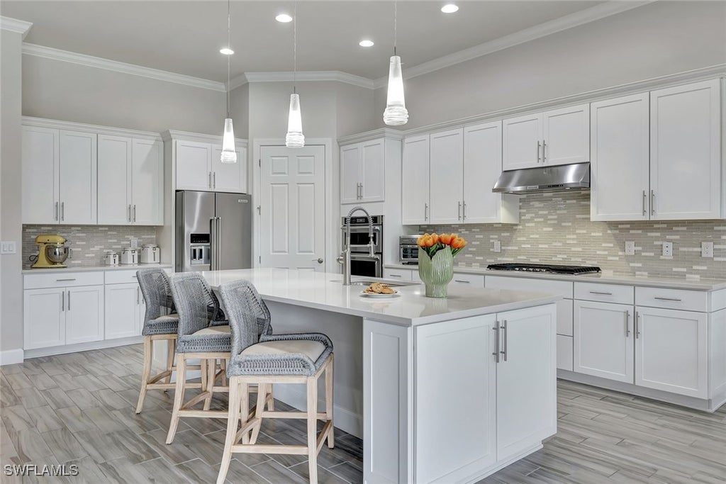 8868 Spotted Towhee Dr, Naples