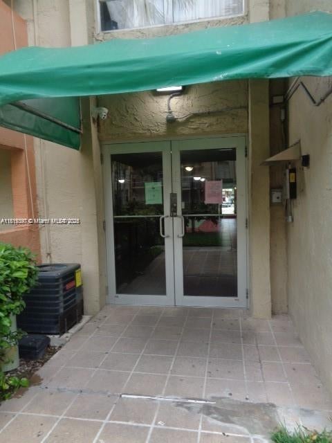2 of 21 - 9320 Fontainebleau Blvd 503, Miami, FL