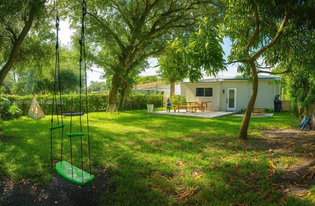 1 of 12 - 365 Ne 87th St, El Portal, FL