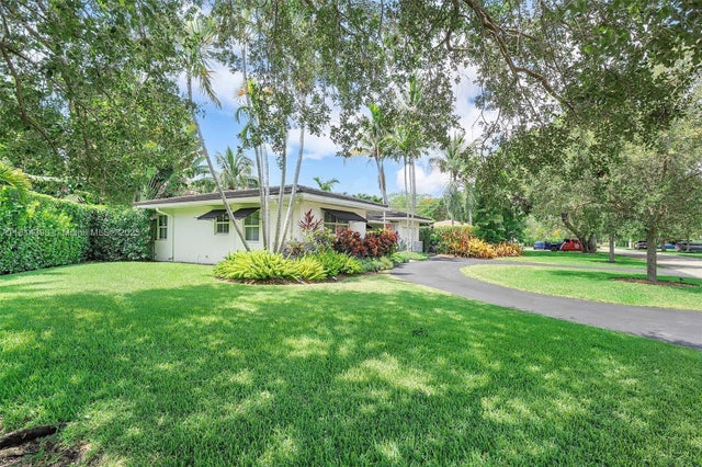4 of 79 - 700 Vilabella Ave, Coral Gables, FL