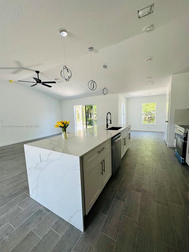 3 of 24 - 8036 104th Ct, Vero Beach, FL