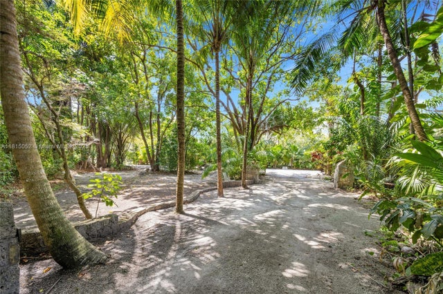 5 of 10 - 10005 Snapper Creek Rd, Coral Gables, FL