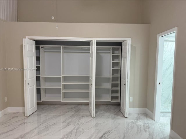 5 of 43 - 5416 Eagle Lake Dr 4, Palm Beach Gardens, FL