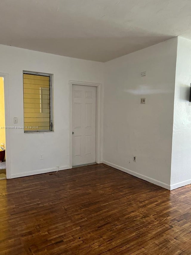 4 of 22 - 17051 Ne 23rd Ave 2e, North Miami Beach, FL
