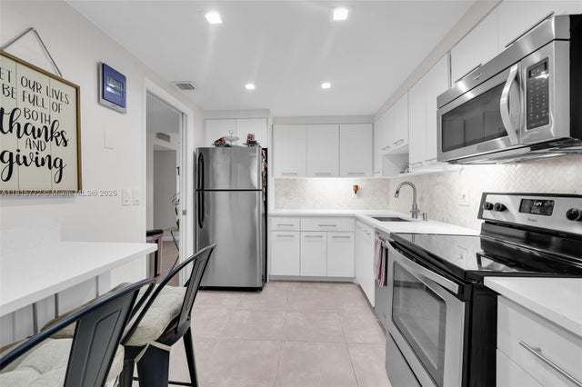1 of 40 - 3301 S Palm Aire Dr 106, Pompano Beach, FL