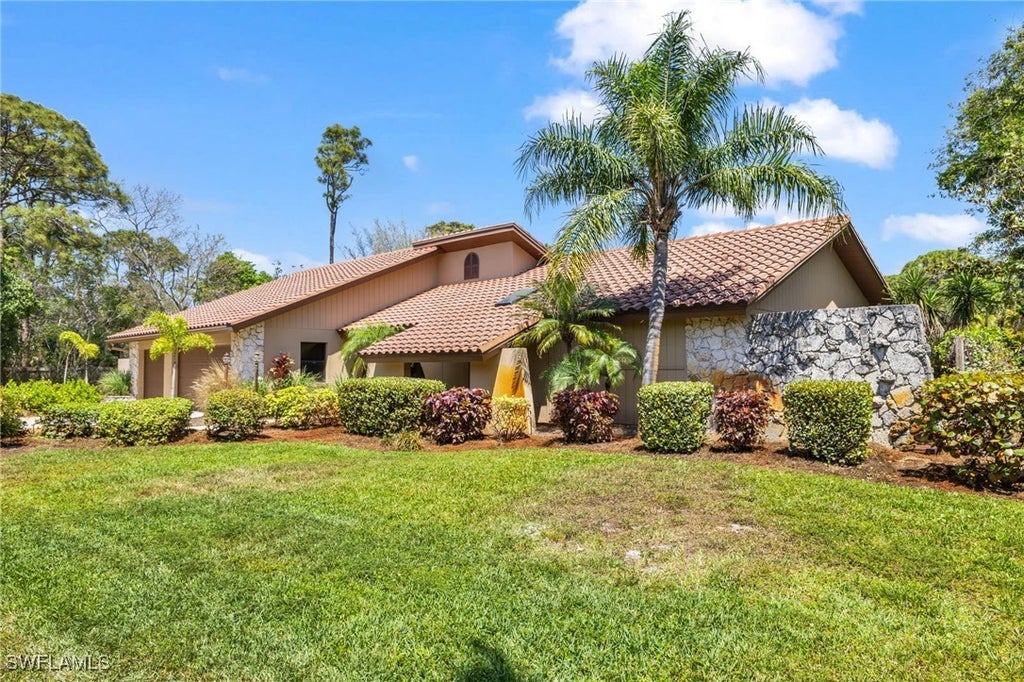 6846 Trail Blvd, NAPLES