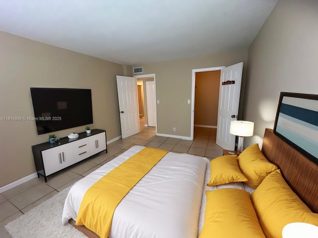 5 of 11 - 9001 Sw 77th Ave C705, Miami, FL