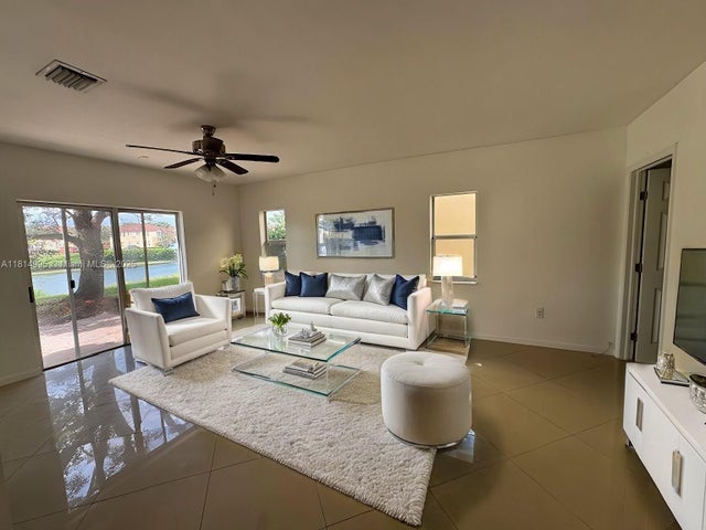 2 of 26 - 1720 Ne 35th Ave, Homestead, FL