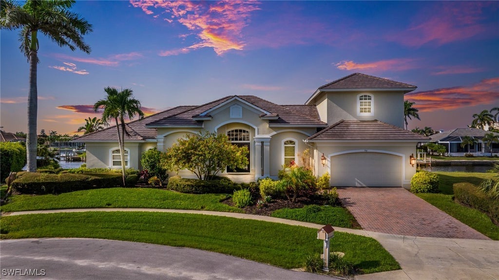 951 Beaver Ct, Marco Island