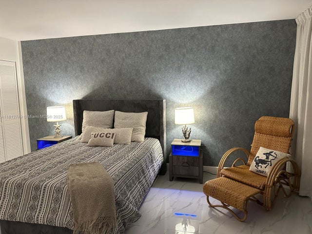 3 of 16 - 7601 E Treasure Dr 2022, North Bay Village, FL