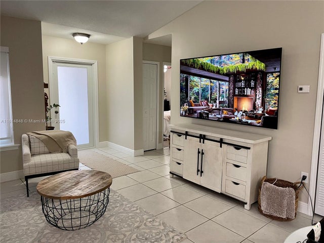 3 of 20 - 15120 Sw 140th Ter, Miami, FL