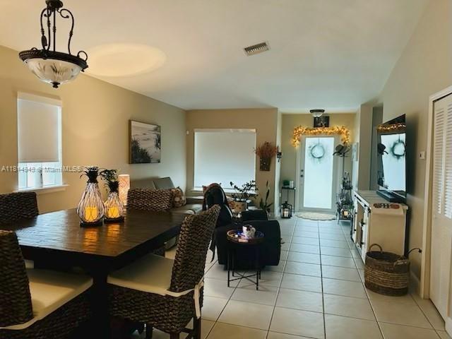 5 of 20 - 15120 Sw 140th Ter, Miami, FL