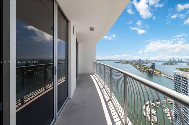 2 of 13 - 1750 N Bayshore Dr 4604, Miami, FL