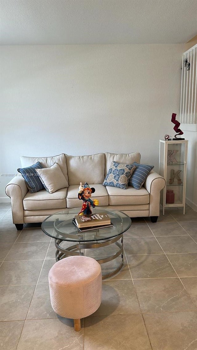 4 of 20 - 12221 Nw 23rd Pl, Miami, FL
