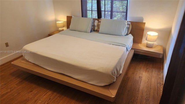 3 of 16 - 758 Ne 95th St, Miami Shores, FL