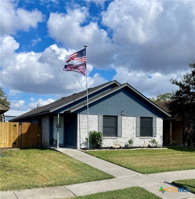 110 Idylwood Place, Victoria