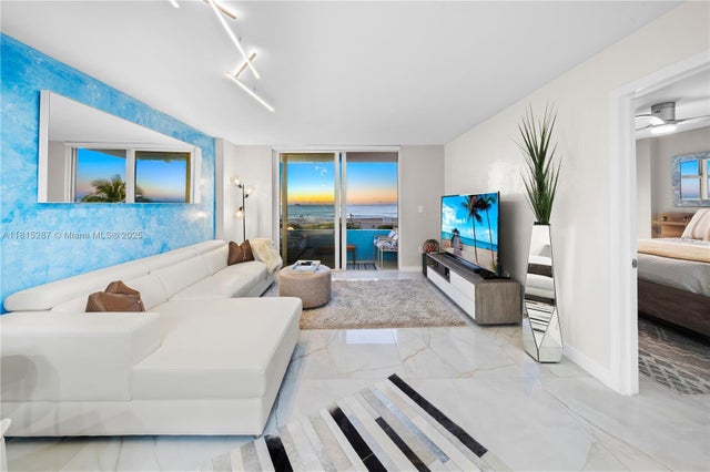 5 of 20 - 465 Ocean Dr 315, Miami Beach, FL