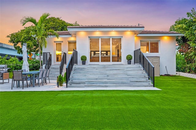 2 of 29 - 38 Sw 25th Rd, Miami, FL