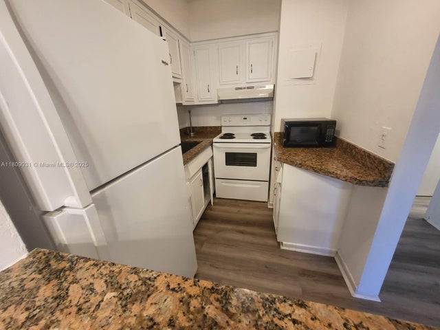 4 of 43 - 600 Layne Blvd 118, Hallandale Beach, FL