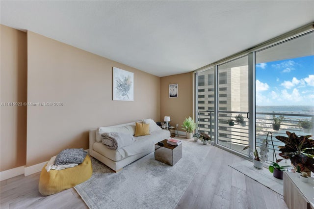 3 of 12 - 335 S Biscayne Blvd 3110, Miami, FL