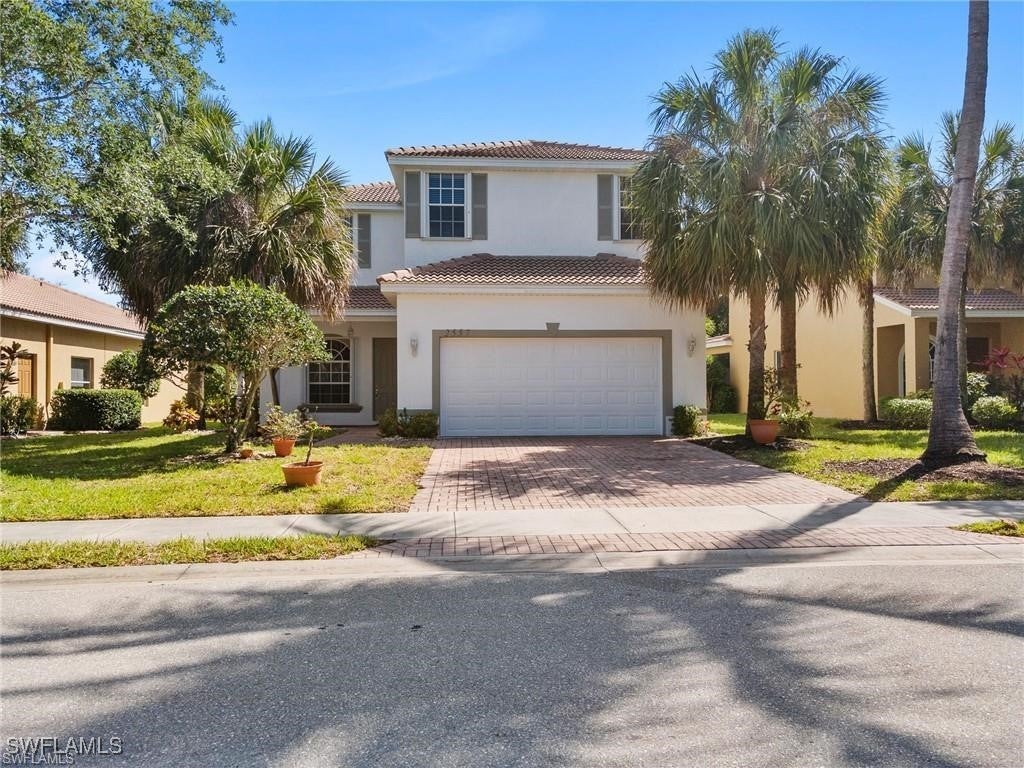 2557 Keystone Lake Dr, CAPE CORAL