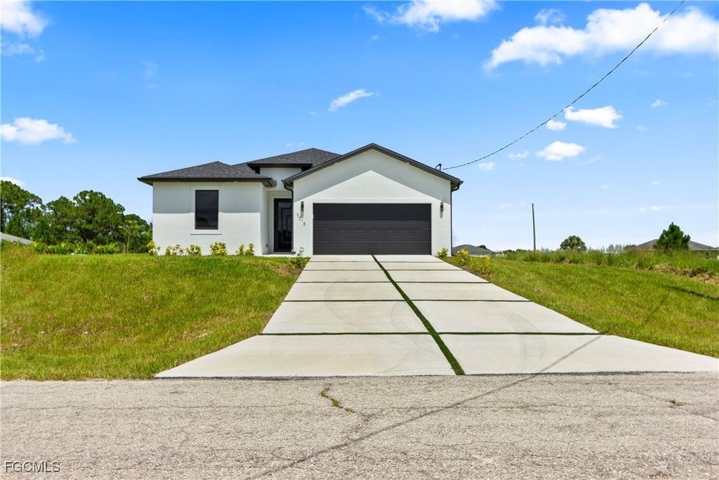 7016 Tide Cir, Labelle