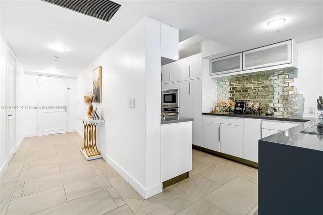 2 of 46 - 1800 S Ocean Dr 2208, Hallandale Beach, FL
