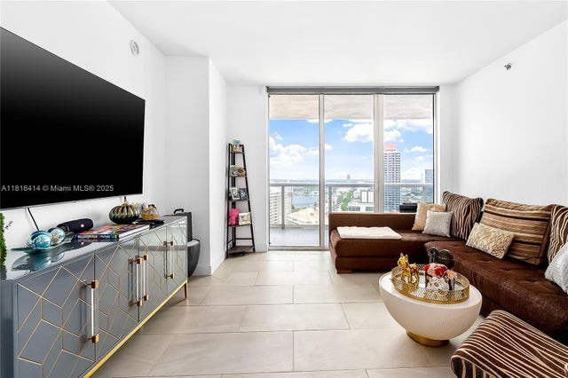4 of 46 - 1800 S Ocean Dr 2208, Hallandale Beach, FL