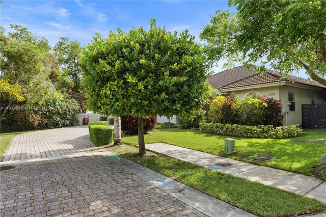 3 of 33 - 9339 Sw 98th Pl, Miami, FL