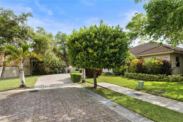 4 of 33 - 9339 Sw 98th Pl, Miami, FL