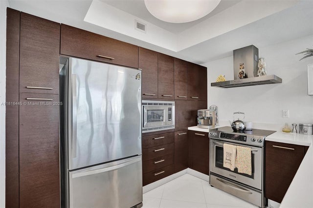 5 of 52 - 150 Sunny Isles Blvd 1-1803, Sunny Isles Beach, FL