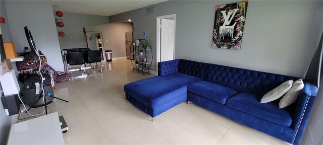 1 of 17 - 5773 Washington St J2, Hollywood, FL