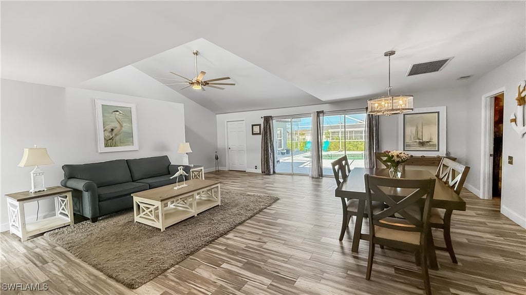 18028 Phlox Dr, Fort Myers